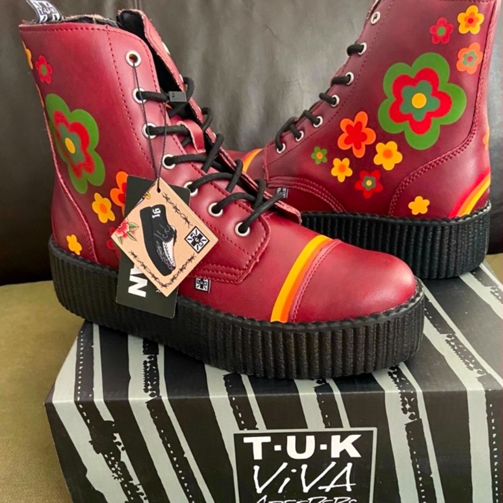 NWT & NIB T.U.K. Lindsee Bee Mondo Creeper Boot 9